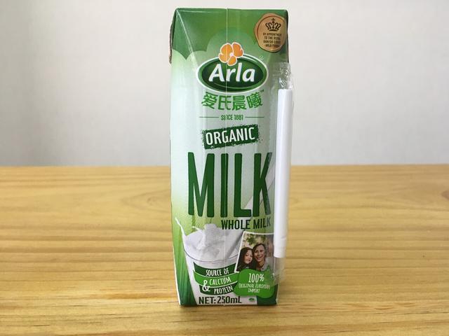 深究产地与工艺 一杯牛奶如何喝出仪式感